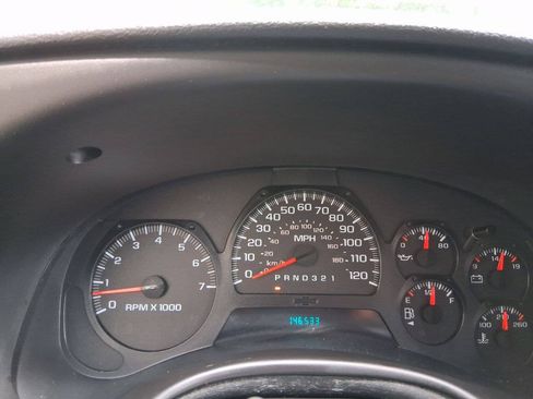 Used 2008 Chevrolet TrailBlazer LT w/ Sun And Sound Package RWD image 14