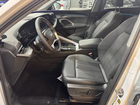Used 2025 Audi Q5 Premium w/ Convenience Package AWD/4WD image 26