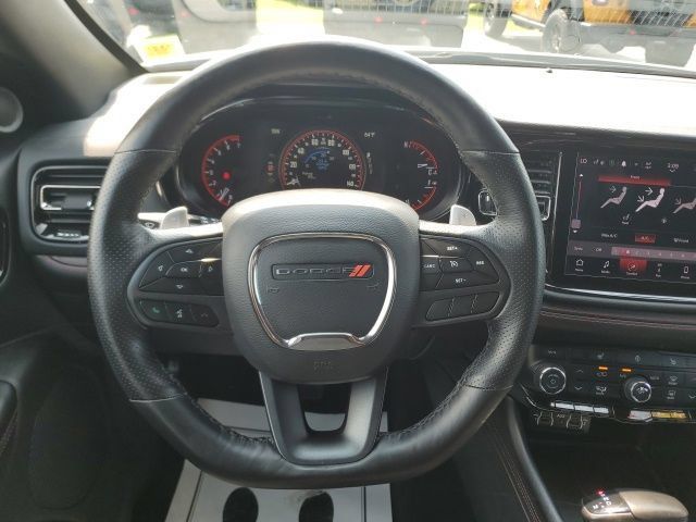 Used 2025 Dodge Durango GT AWD/4WD image 18