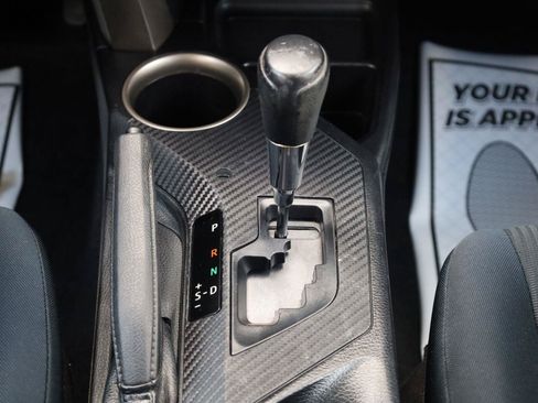 Used 2015 Toyota RAV4 LE FWD image 38