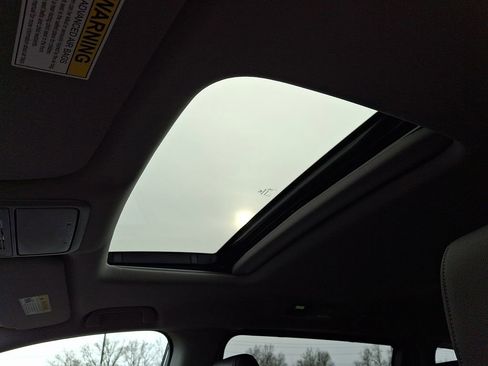 Used 2023 Honda Odyssey EX-L image 12