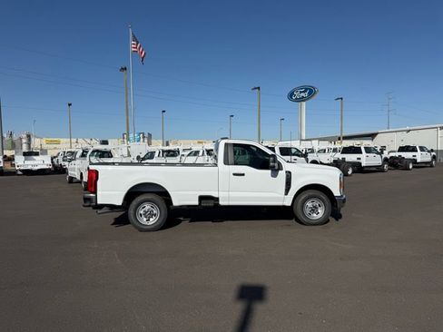 New 2026 Ford F250 XL w/ XL Chrome Package RWD image 2