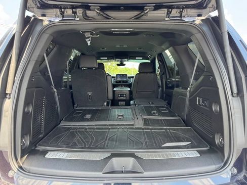 Used 2021 Chevrolet Tahoe High Country AWD/4WD image 39