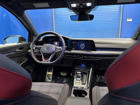 Used 2024 Volkswagen GTI SE image 28