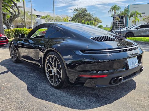 Used 2021 Porsche 911 Carrera RWD image 10