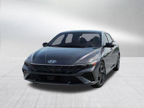 New 2026 Hyundai Elantra Sport FWD image 14