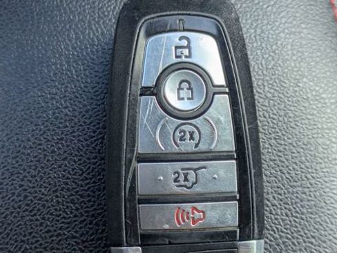 Used 2024 Ford Escape ST-Line AWD/4WD image 33