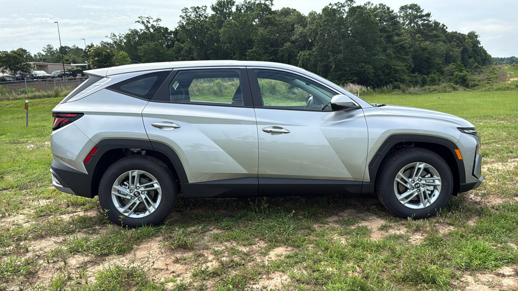 New 2026 Hyundai Tucson SE FWD image 8