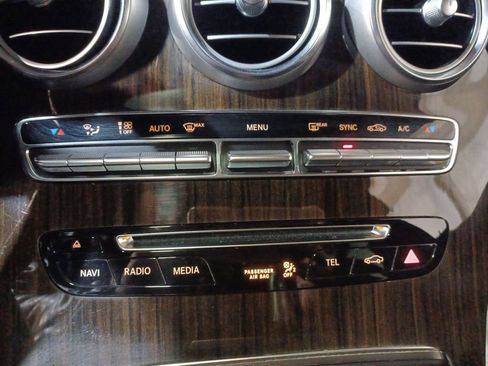 Used 2019 Mercedes-Benz GLC 300 GLC 300 image 17