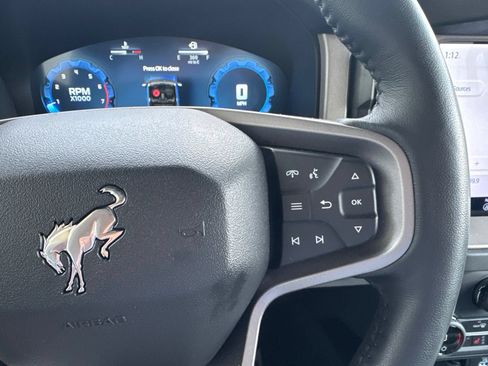 Certified 2025 Ford Bronco Outer Banks AWD/4WD image 30