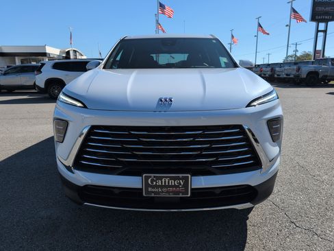 New 2026 Buick Enclave Preferred w/ Power Package image 9