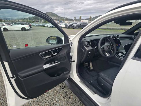 New 2026 Mercedes-Benz GLC 300 4MATIC image 21