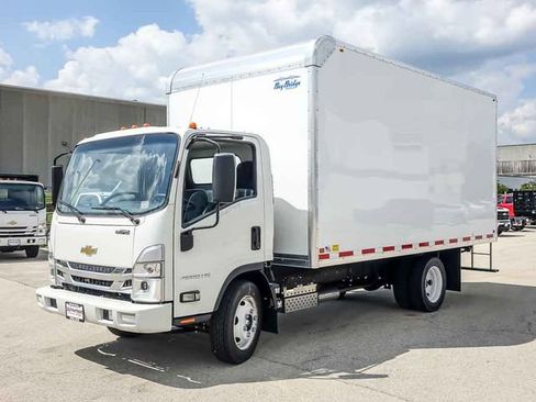 New 2025 Chevrolet Low Cab Forward RWD image 7