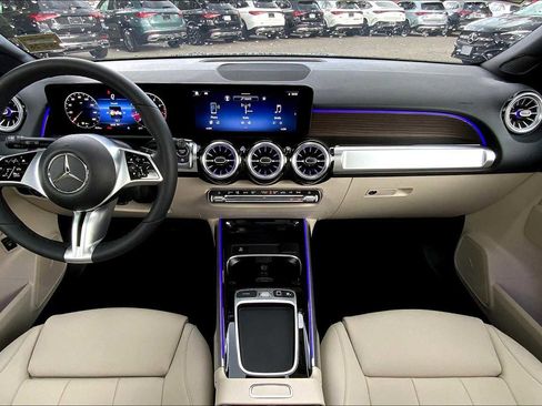 Certified 2026 Mercedes-Benz GLB 250 4MATIC image 5