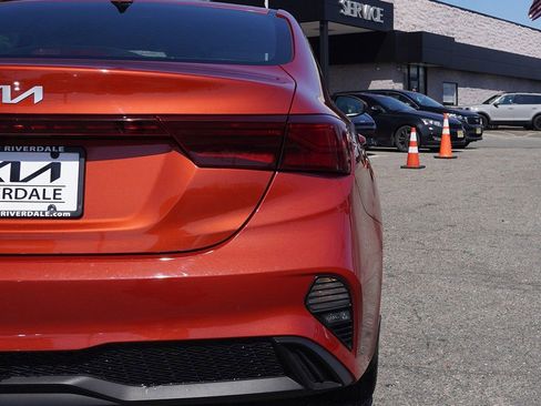 Used 2022 Kia Forte LXS image 14