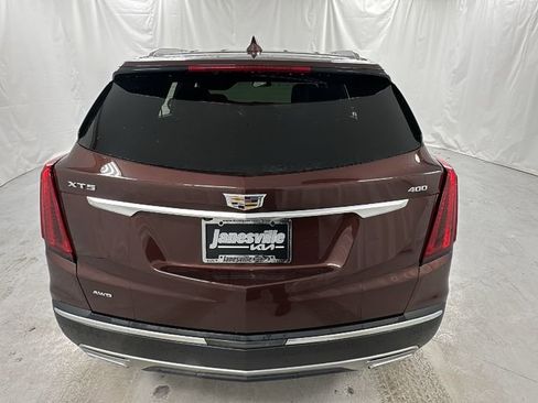 Used 2022 Cadillac XT5 Premium Luxury w/ LPO, Floor Liner Package image 4