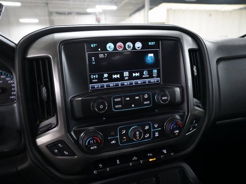 Used 2019 Chevrolet Silverado 2500 LTZ w/ Duramax Plus Package image 6
