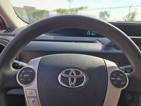Used 2013 Toyota Prius C Three FWD image 26