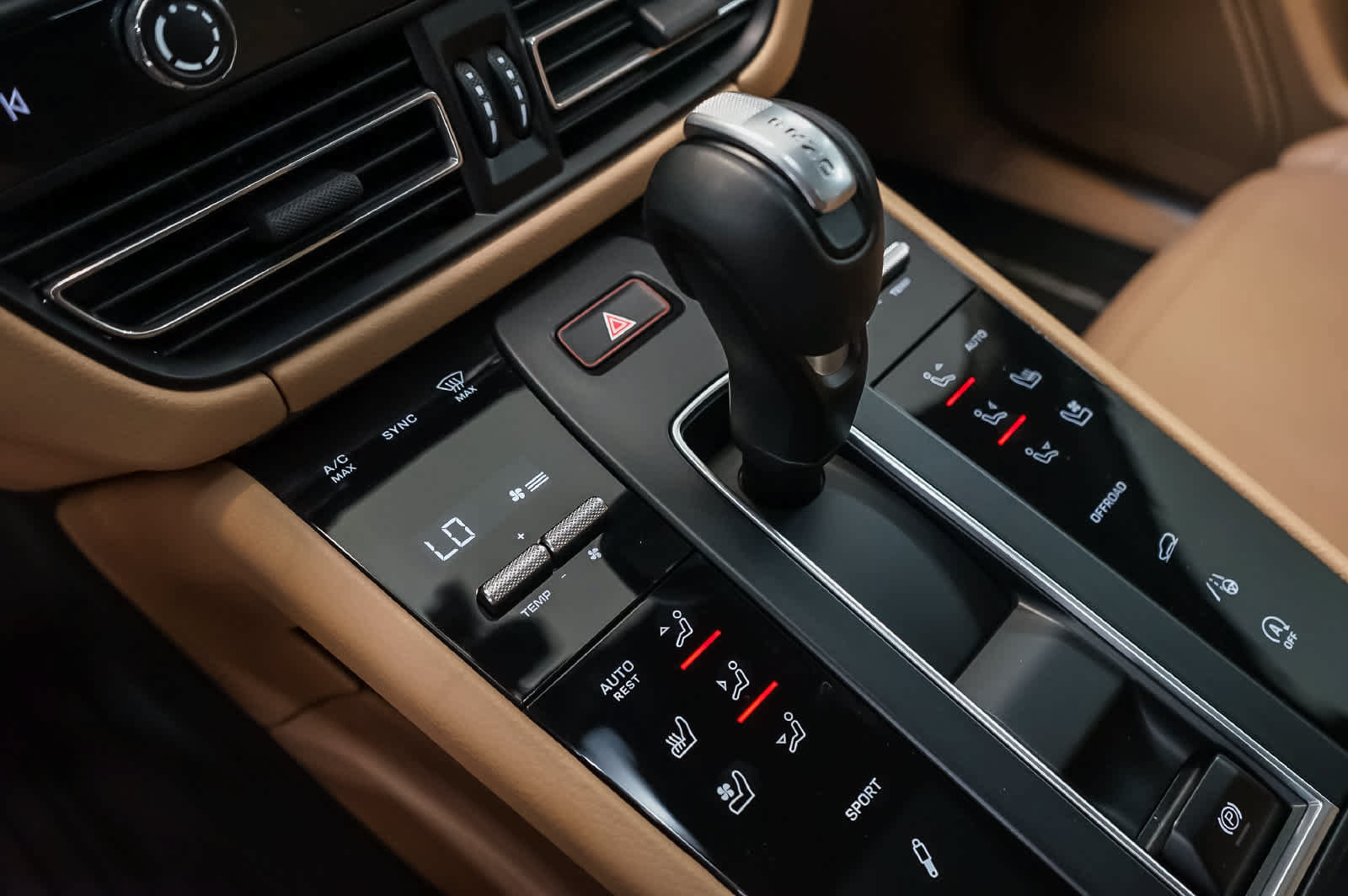 Certified 2026 Porsche Macan S AWD/4WD image 21