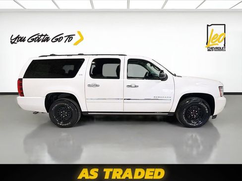 Used 2012 Chevrolet Suburban LTZ image 4
