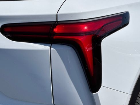 Used 2026 Chevrolet Blazer EV LT FWD image 47