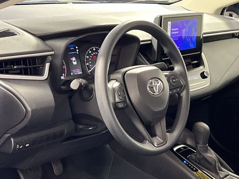 Used 2024 Toyota Corolla LE image 16