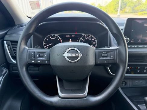 Certified 2025 Nissan Rogue S FWD image 16