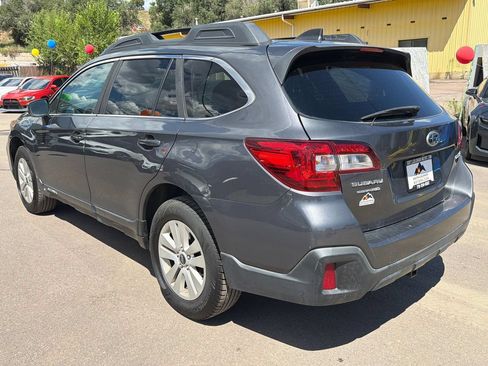 Used 2019 Subaru Outback 2.5i Premium AWD/4WD image 4