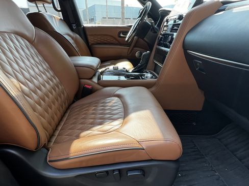 Used 2024 INFINITI QX80 Sensory image 45