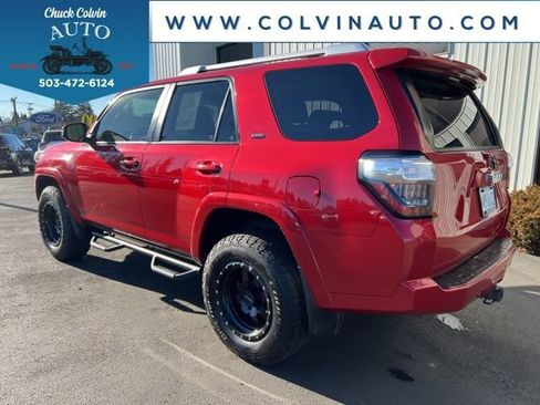 Used 2015 Toyota 4Runner SR5 image 9