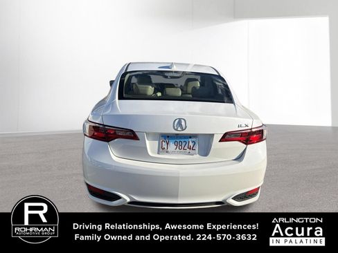 Used 2018 Acura ILX FWD image 4