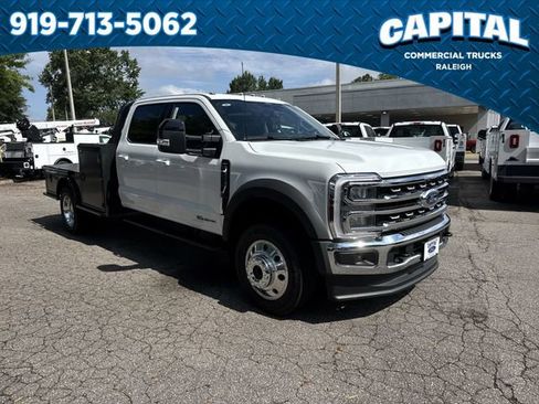 New 2026 Ford F550 4x4 Crew Cab image 2