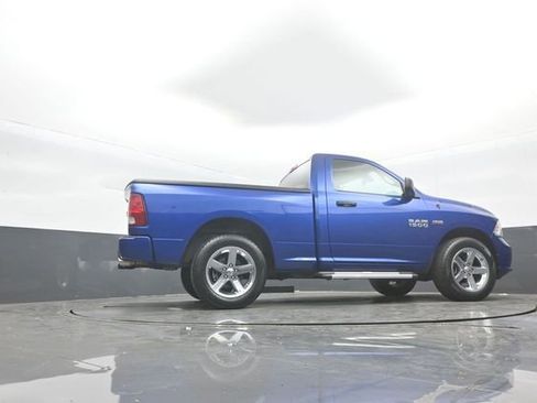 Used 2017 RAM 1500 Express image 35