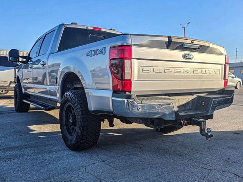 Used 2021 Ford F250 Lariat w/ Lariat Value Package image 4