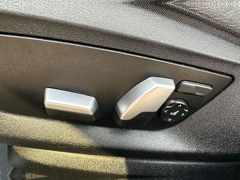 Used 2020 BMW 540i xDrive w/ Premium Package AWD/4WD image 10