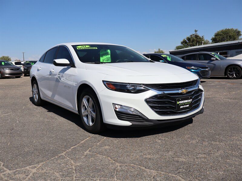 Used 2020 Chevrolet Malibu LS w/ Driver Confidence Package II FWD image 3