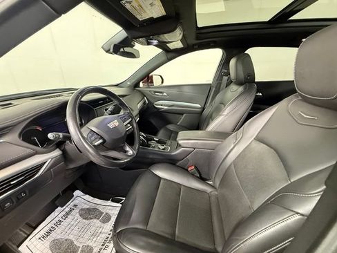 Used 2020 Cadillac XT4 Premium Luxury AWD/4WD image 6