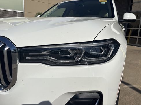 Used 2019 BMW X7 xDrive40i w/ Premium Package AWD/4WD image 6