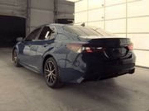 Used 2023 Toyota Camry SE w/ Convenience Package FWD image 7