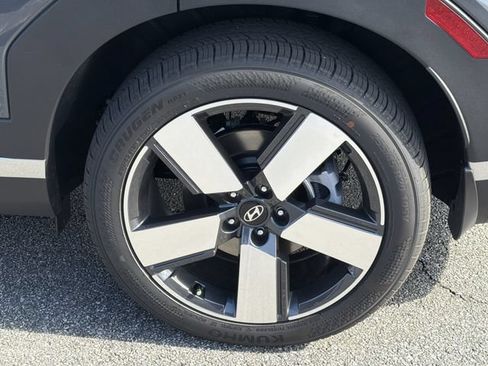 New 2026 Hyundai Santa Fe Limited FWD image 22