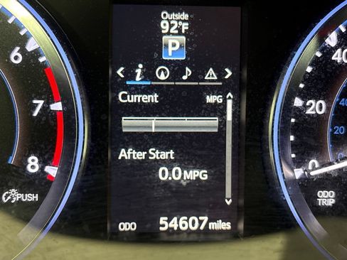 Used 2014 Toyota Highlander Limited FWD image 17