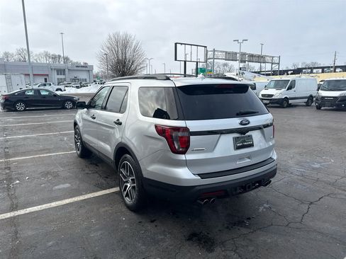 Used 2018 Ford Explorer Sport w/ Equipment Group 401A image 6