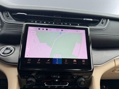 Used 2021 Jeep Grand Cherokee L Limited image 14