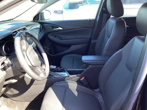 Used 2023 Buick Encore GX Select FWD image 3