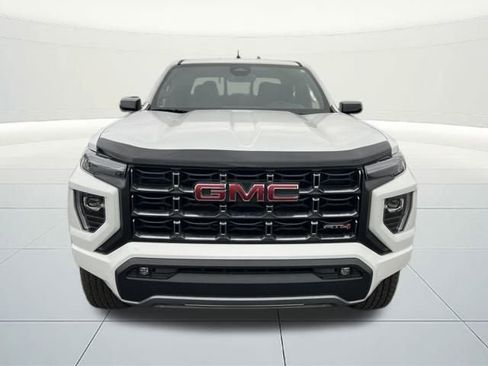 Used 2023 GMC Canyon AT4 image 8