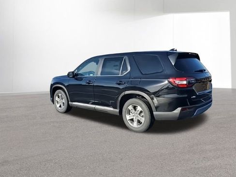 New 2025 Honda Pilot EX-L image 6