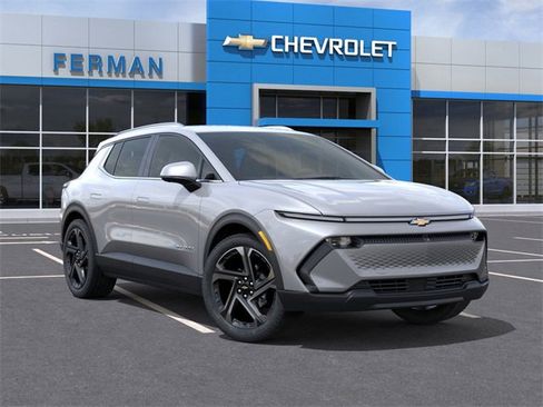 New 2026 Chevrolet Equinox EV LT w/ Convenience Package II image 8