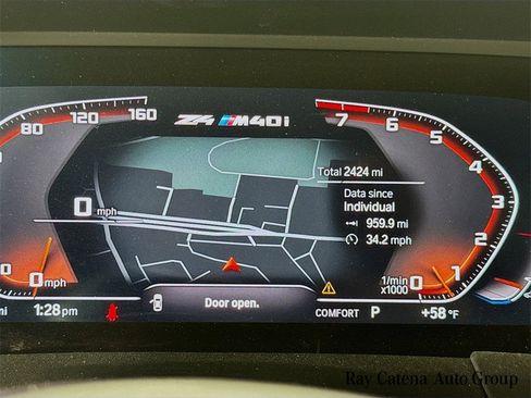 Used 2022 BMW Z4 M40i w/ Premium Package image 12