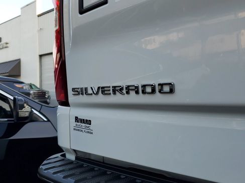 Used 2021 Chevrolet Silverado 1500 LT Trail Boss w/ Bed Protection Package AWD/4WD image 7