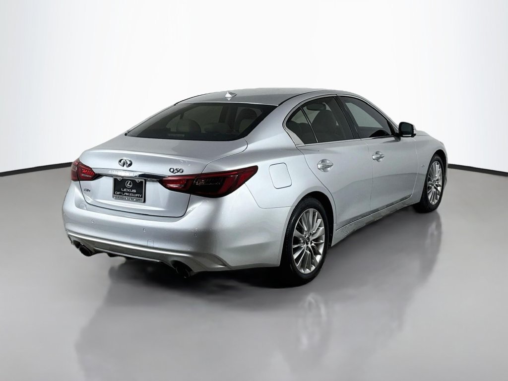 Used 2019 INFINITI Q50 Luxe w/ Essential Package (3.0T Luxe) AWD/4WD image 5